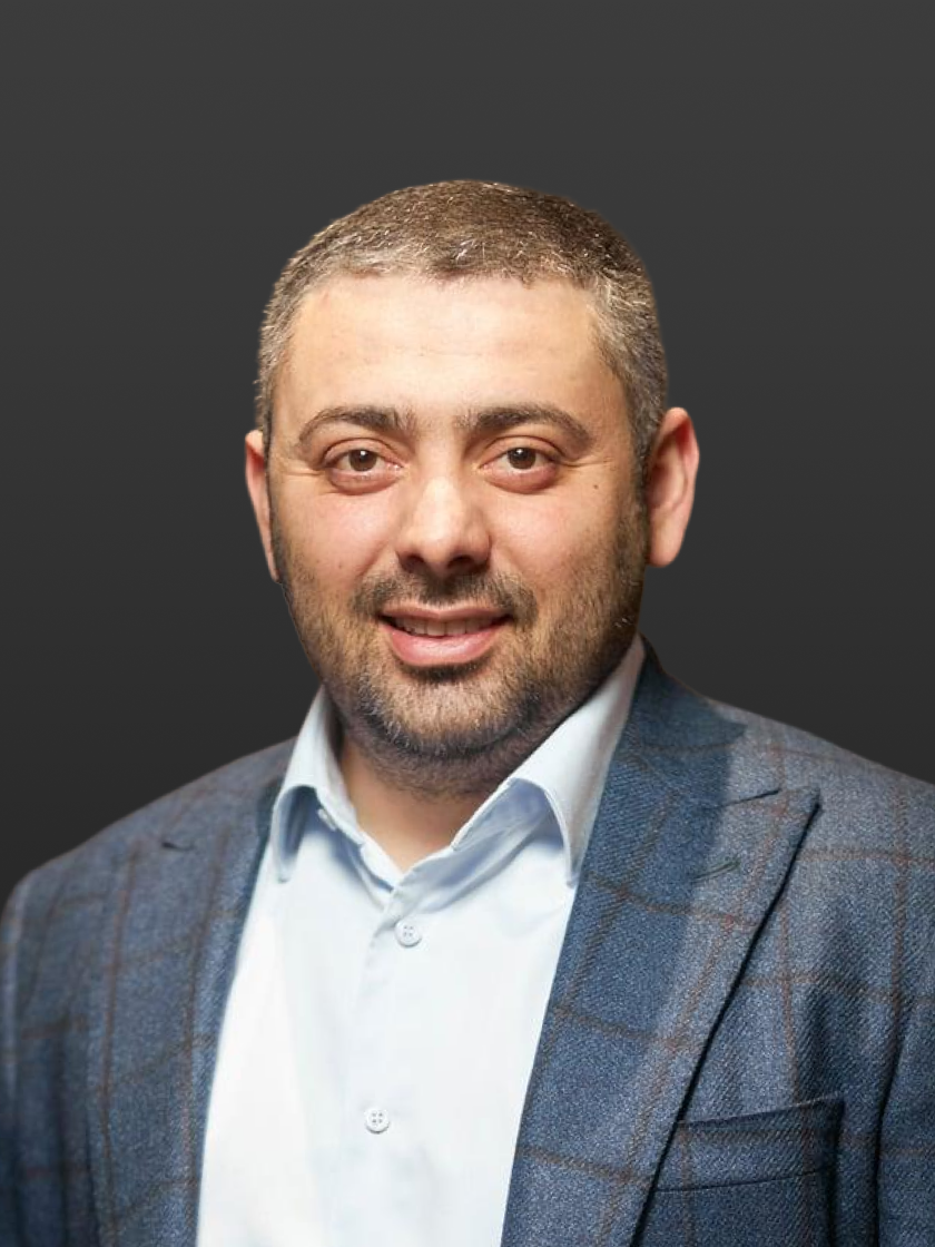 Самвел Акобян
